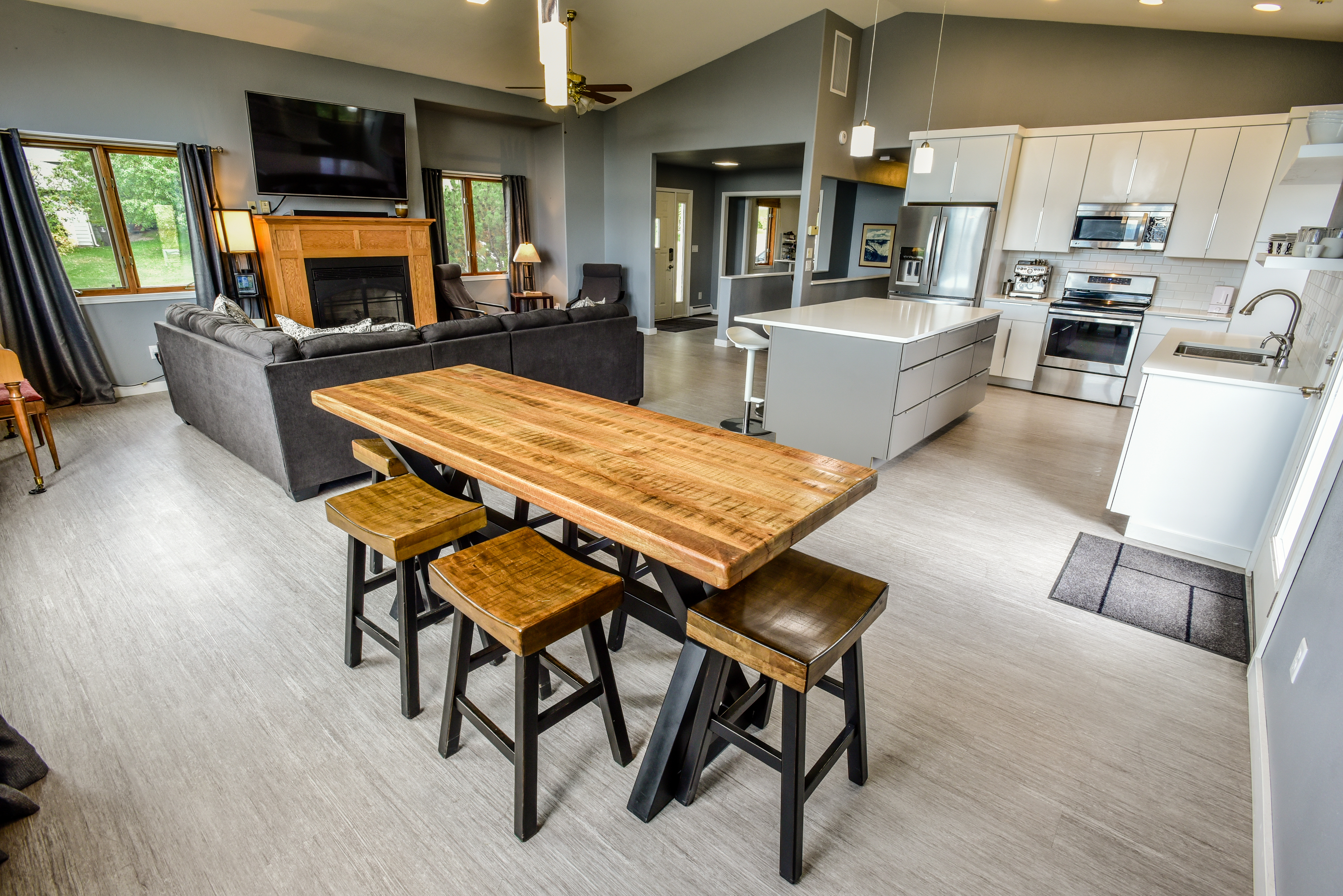 Real estate photograph by Eliza Wiley